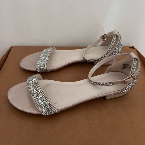 NWOT - DB studios rhinestone crystal flats size 9 - Picture 3 of 7